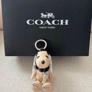 NWT COACH X PEANUTS SNOOPY BAG CHARM